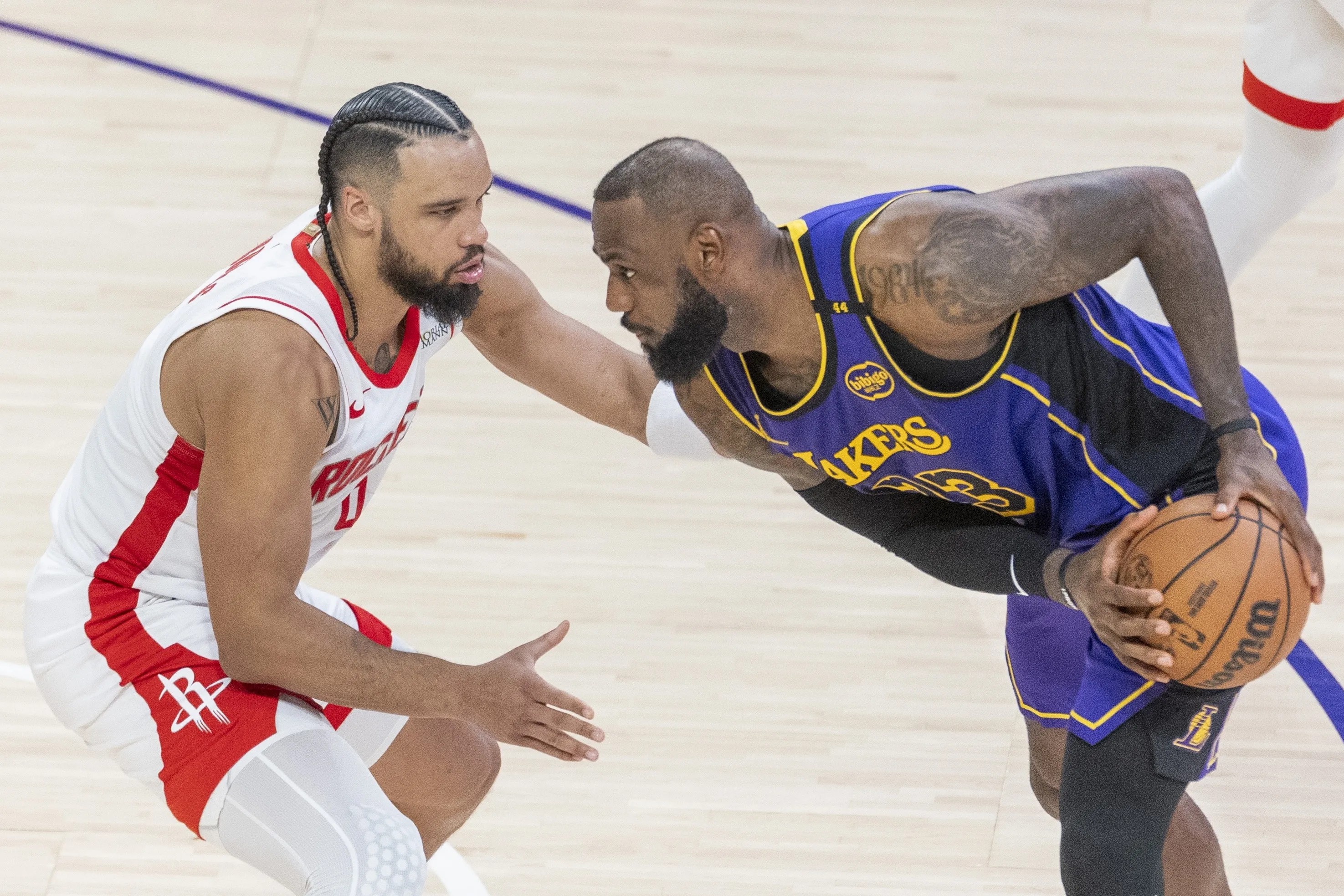 关于雄鹿逆转奇才,稳坐东部榜首的信息 关于雄鹿逆转奇才,稳坐东部榜首的信息