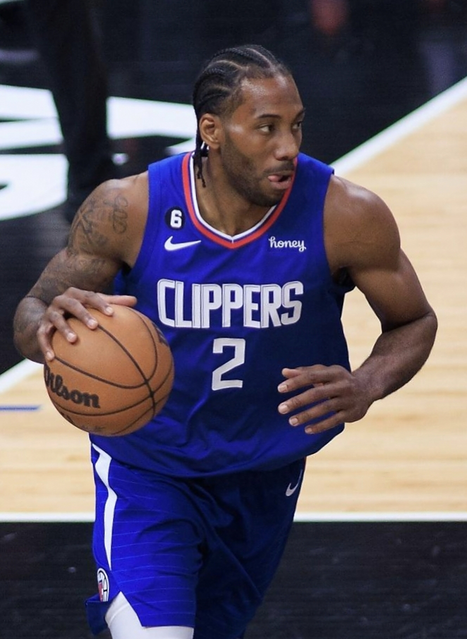 关于快船气势如虹！莱昂纳德逆袭带领球队的信息