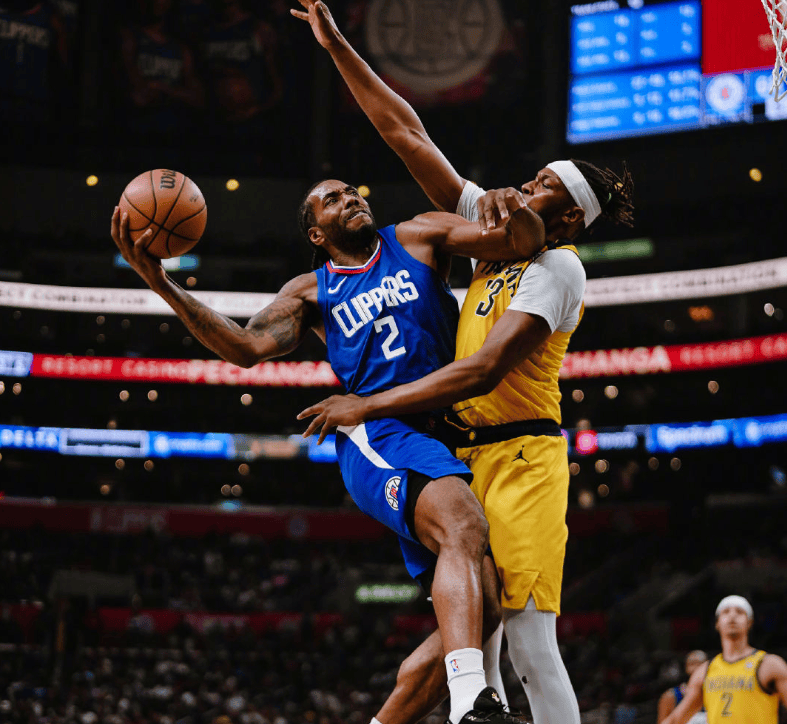 快船横扫步行者,保持主场不败 快船横扫步行者,保持主场不败