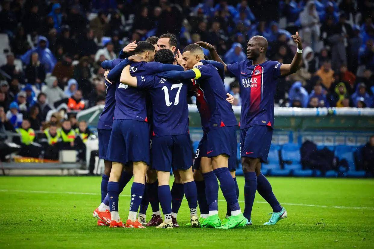 开运体育官网入口-巴黎圣日耳曼豪取胜利，晋级下一轮比赛的简单介绍