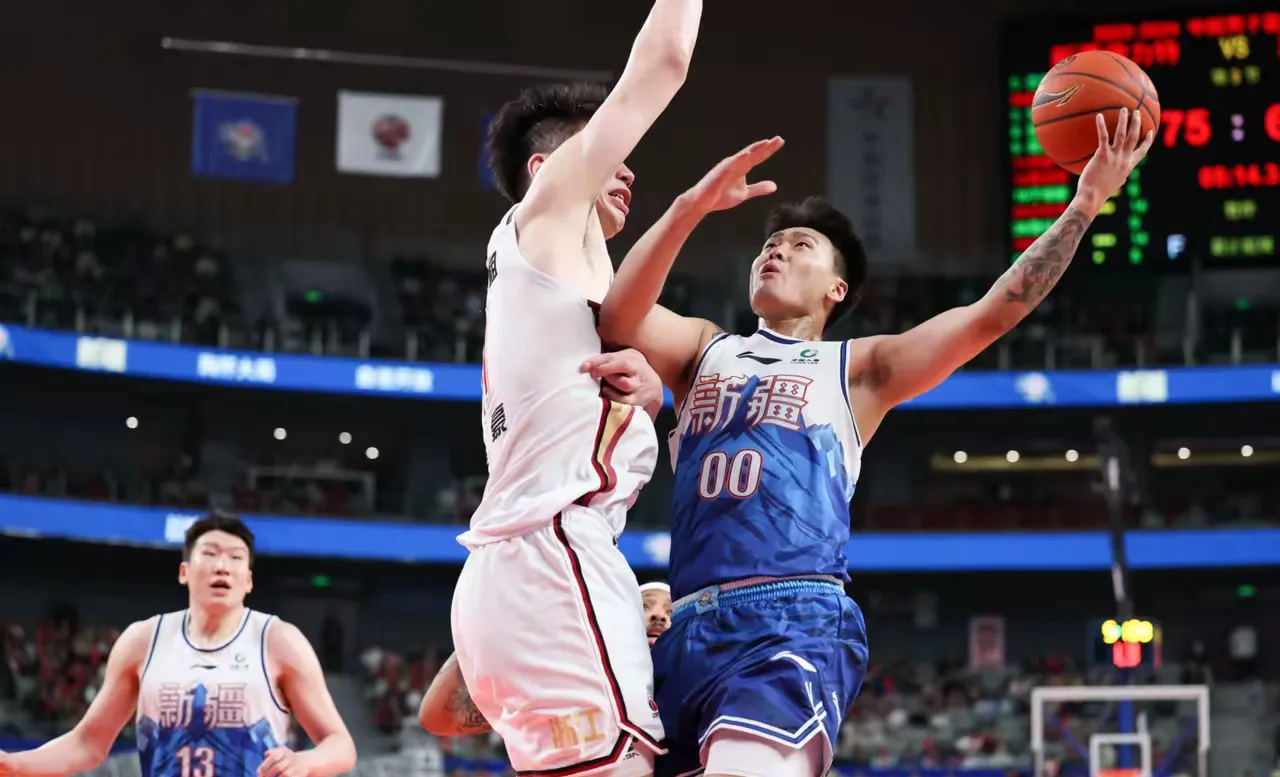 开运体育官方入口-包含四川男篮战胜强敌,提升士气的词条