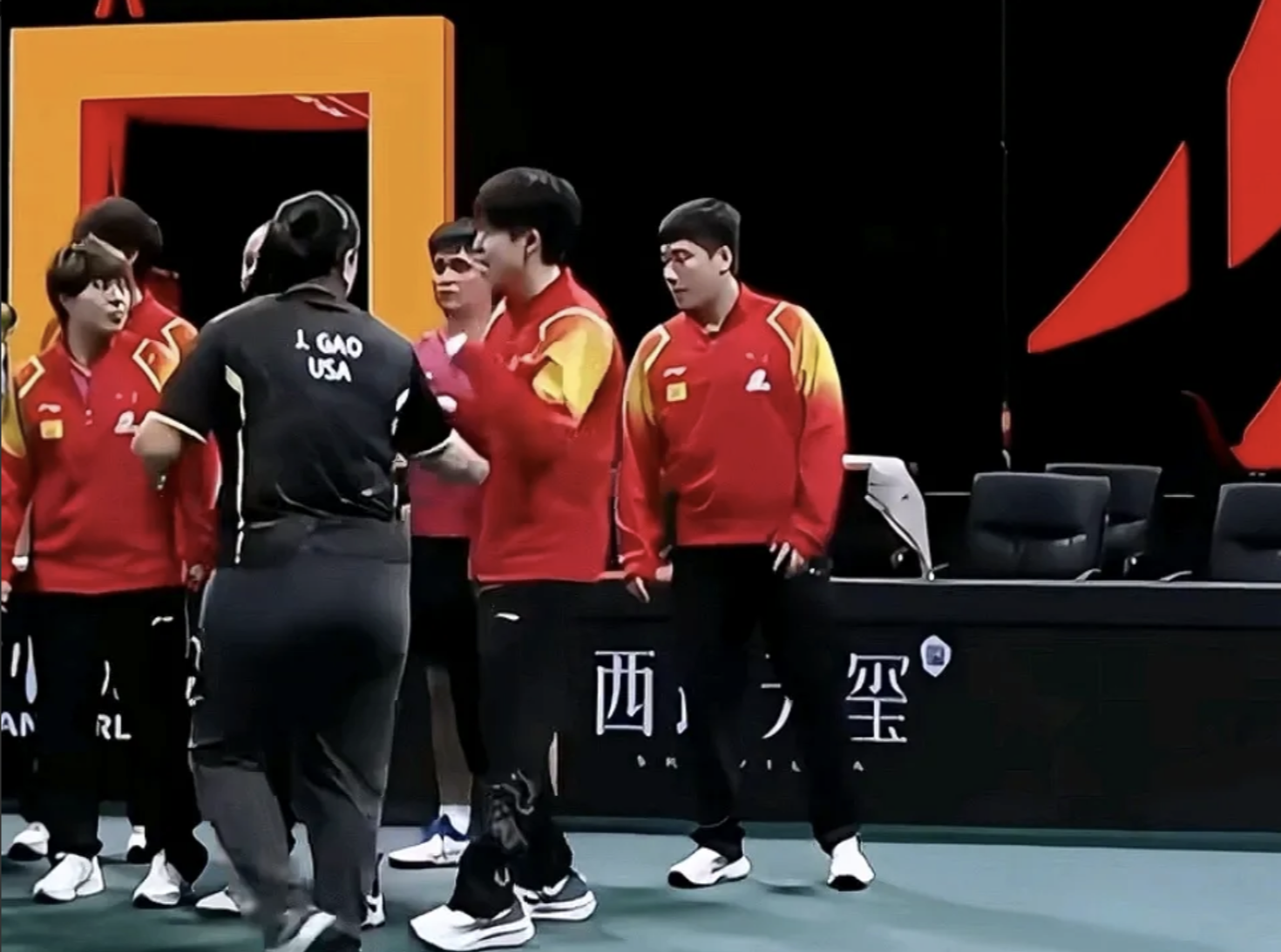 开运体育官方入口-包含球员们的出色表现和团队配合成就了一场场精彩对决的词条