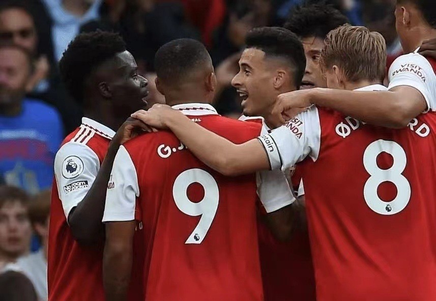 红黑军团凭借进攻火力击败对手 红黑军团凭借进攻火力击败对手